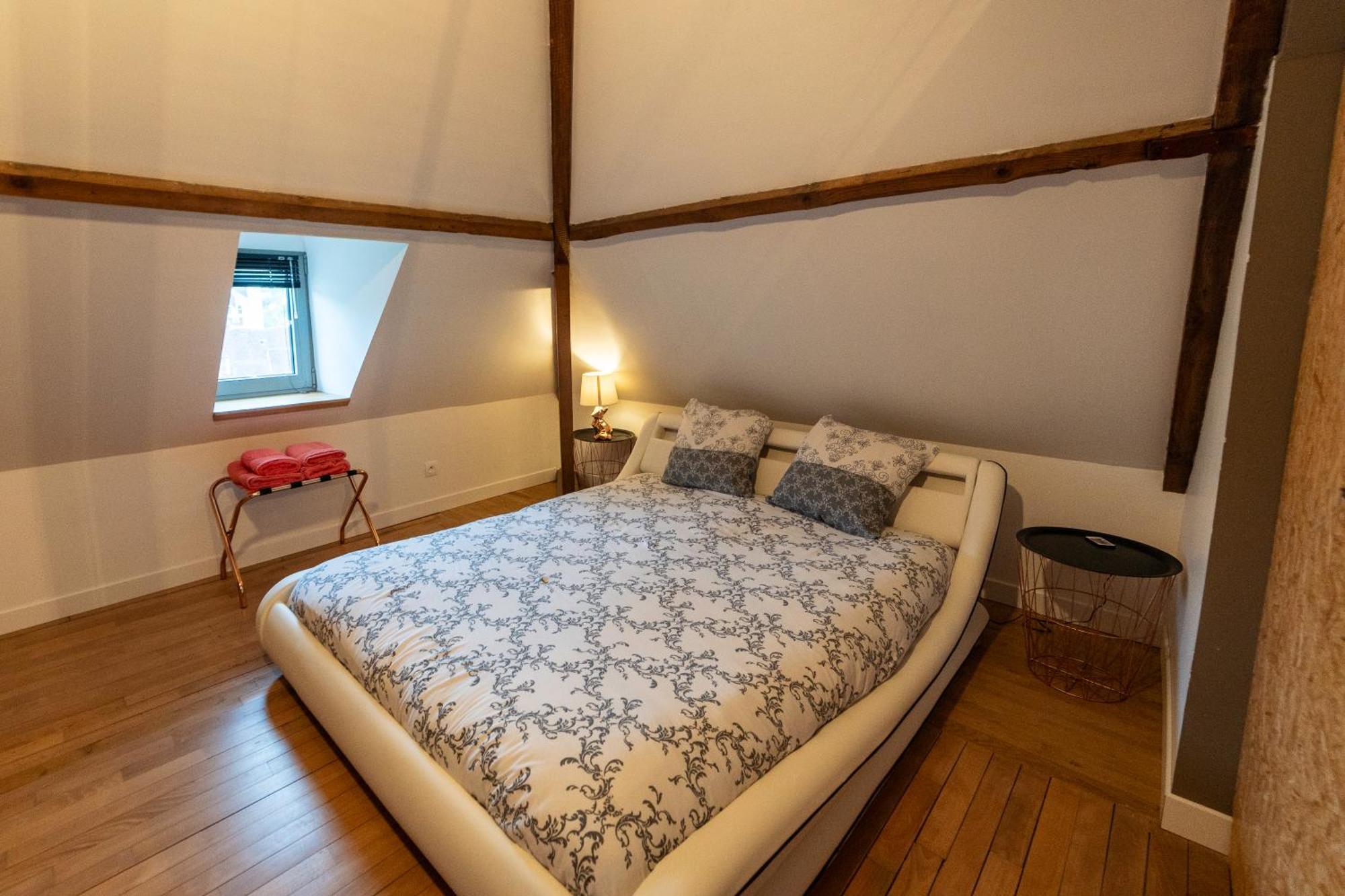 Bed and Breakfast Les Etoiles Тоннерр Екстер'єр фото